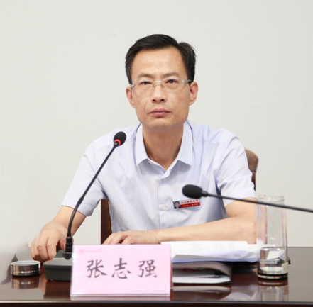 县委书记张志强主持召开全县秸秆禁烧和夏种工作会议