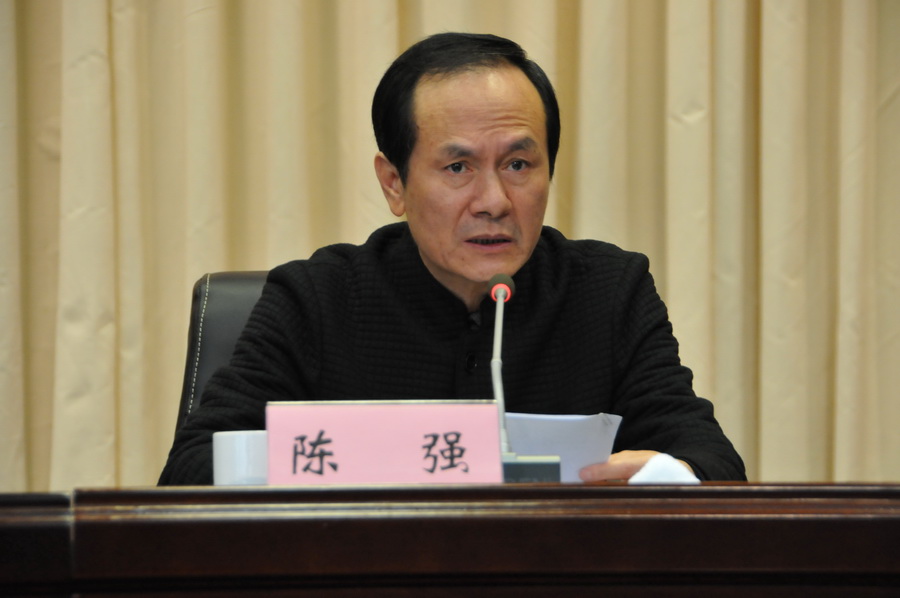 省第二环境保护督察组组长陈强就做好督察工作作了动员讲话,市委书记