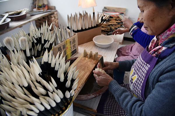 砀山县毛笔制作工艺传承200年