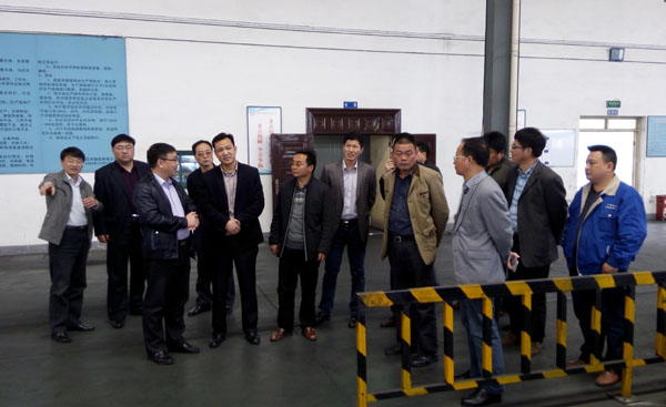 县委常委常务副县长程乃跃率团赴青阳县考察