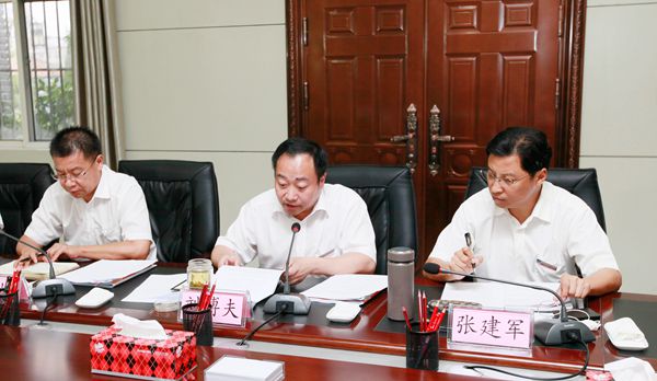 埇桥区政府党组召开专题民主生活会