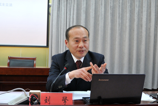 宿州市学习贯彻党的十八届四中全会精神宣讲团砀山报告会举行